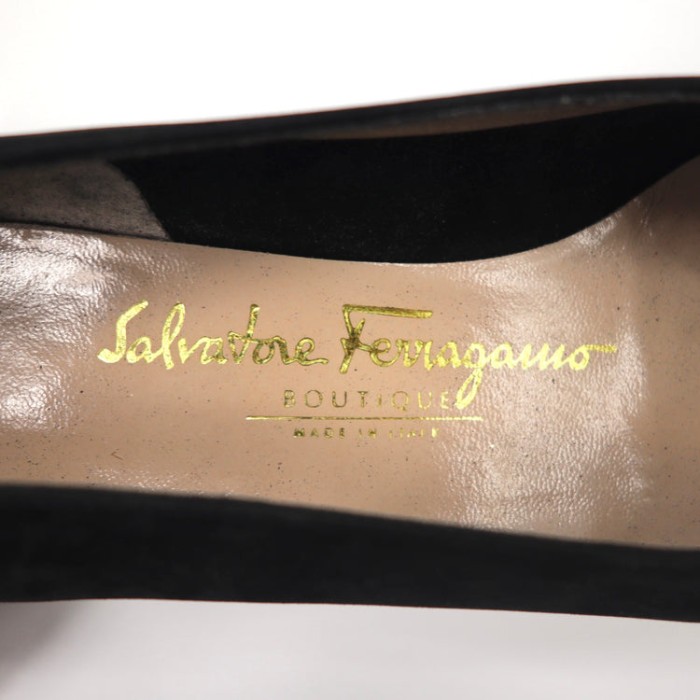 Salvatore Ferragamo フリンジパンプス 24cm ブラック スエード イタリア製 | Vintage.City 古着屋、古着コーデ情報を発信