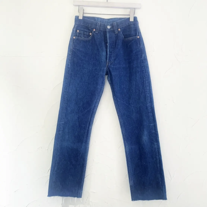 USA Levi's501 denim pants W28 | Vintage.City Vintage Shops, Vintage Fashion Trends