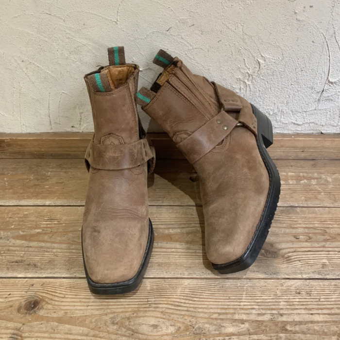 Beige brown side gore ring boots | Vintage.City Vintage Shops, Vintage Fashion Trends