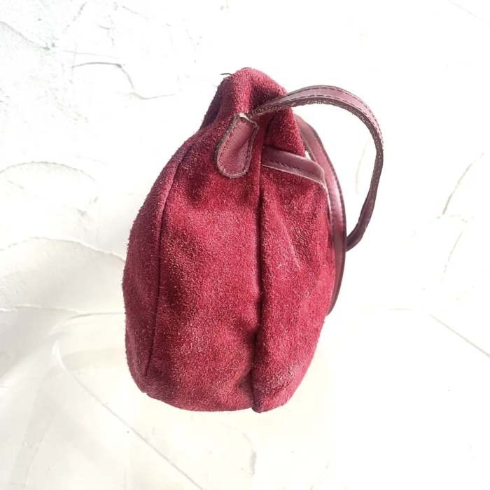 Burgundy suede shoulder bag | Vintage.City 古着屋、古着コーデ情報を発信