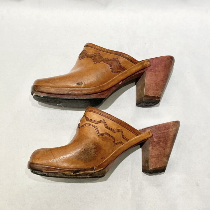 70s ITALY brown leather sabot | Vintage.City 古着屋、古着コーデ情報を発信