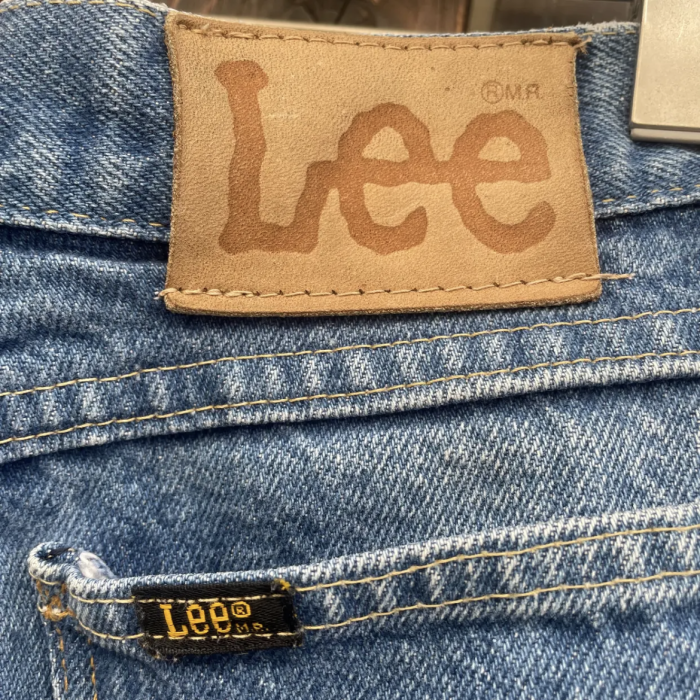 USA Lee high waist tapered denim pants | Vintage.City Vintage Shops, Vintage Fashion Trends