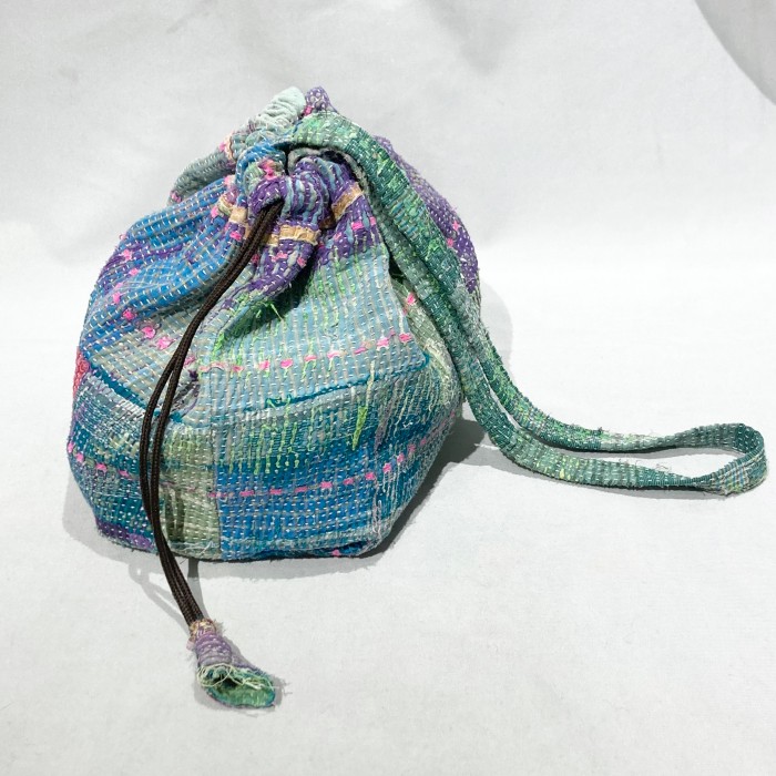 Colorful fabric pouch bag | Vintage.City 古着屋、古着コーデ情報を発信