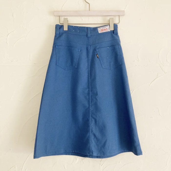 80s Levi's light blue sta-prest skirt | Vintage.City Vintage Shops, Vintage Fashion Trends