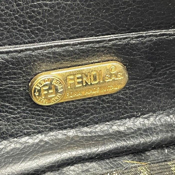 FENDI フェンディ ミニ チェーンショルダーバッグ ズッカ キャンバス ゴールド ブラック | Vintage.City 古着屋、古着コーデ情報を発信