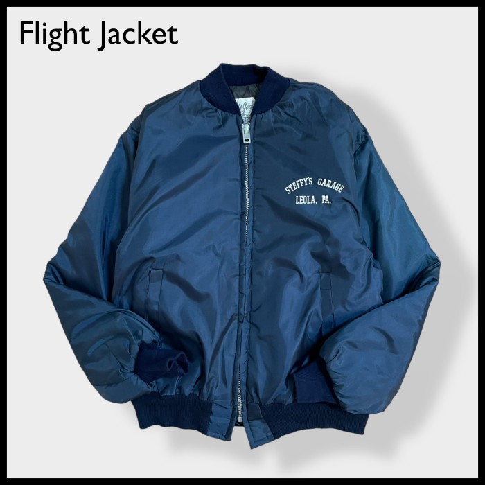【flight jacket】企業系 企業ロゴ フライトジャケット ブルゾン ジャンパー フルジップ ジップアップ ワンポイント アーチロゴ ナイロンジャケット XL ビッグサイズ 中綿 キルティング US古着 | Vintage.City 古着屋、古着コーデ情報を発信