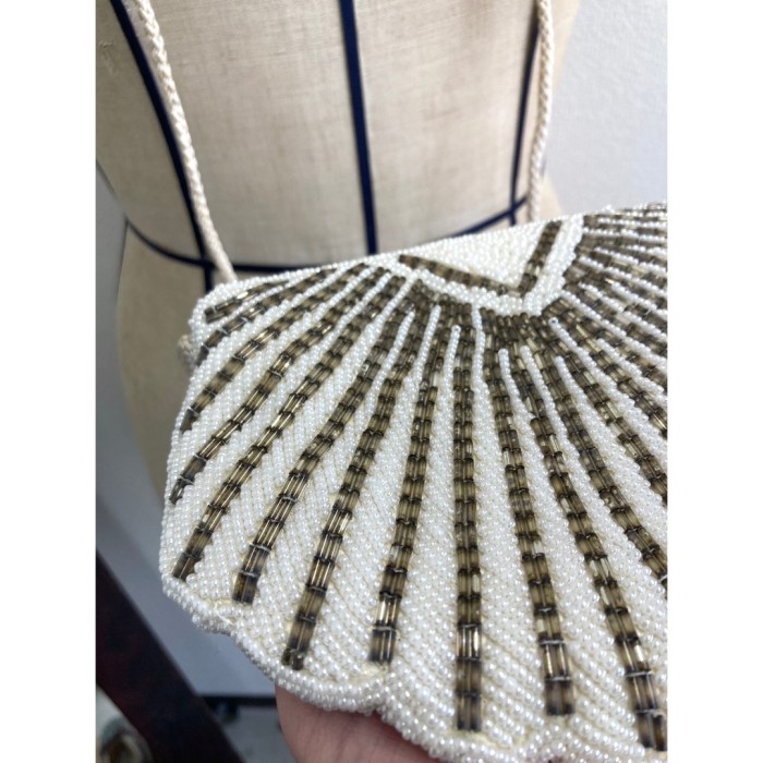 beads shoulder bag ショルダーバック　白ホワイト　ミニ　ビーズ | Vintage.City Vintage Shops, Vintage Fashion Trends