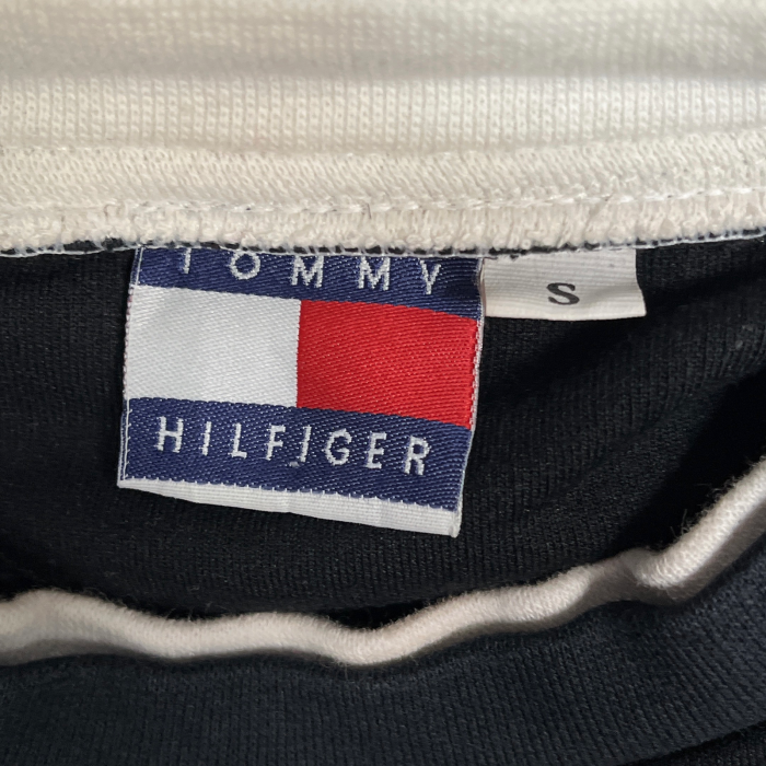 Ssize Tommy Hilfiger logo sweat 23111718 トミーヒルフィガー 刺繍 フラッグタグ スエット 長袖 | Vintage.City 古着屋、古着コーデ情報を発信