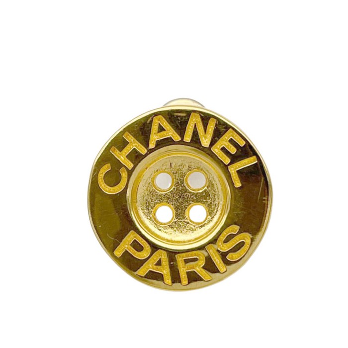 CHANEL シャネル ピアス ボタンモチーフ ロゴ B20A ゴールド | Vintage.City 古着屋、古着コーデ情報を発信