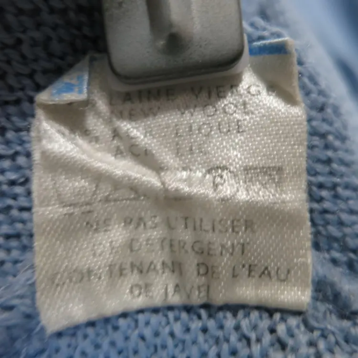 ラコステ ニット 水色 サイズ6 Vネック ワンポイント シンプル 長袖 ブルー | Vintage.City 古着屋、古着コーデ情報を発信