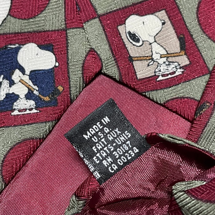 MADE IN USA製 VINTAGE PEANUTS SNOOPY シルクネクタイ エンジ | Vintage.City Vintage Shops, Vintage Fashion Trends