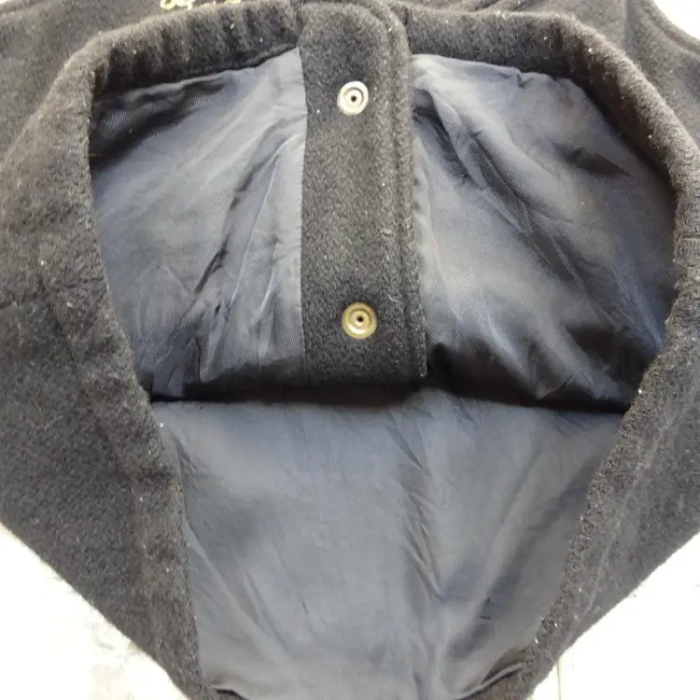 ラディアル ベスト S ブラック 刺繍ロゴ ポケット シンプル 黒 ボタン | Vintage.City Vintage Shops, Vintage Fashion Trends