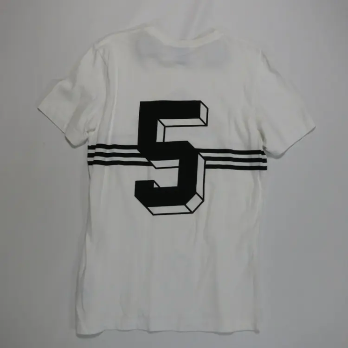 アディダス Tシャツ ホワイト カラフル 背番号5 スリーストライプ 半袖 丸首 | Vintage.City 古着屋、古着コーデ情報を発信