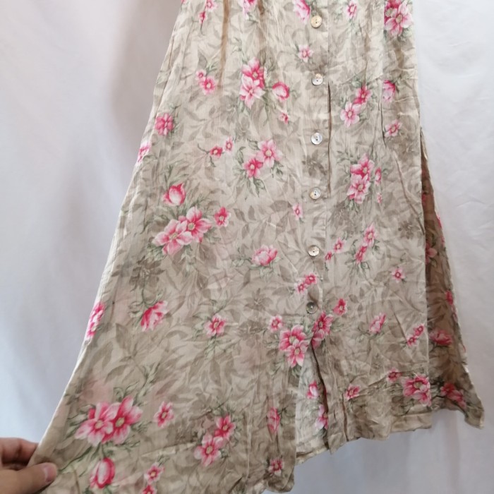 vintage flower design skirt | Vintage.City Vintage Shops, Vintage Fashion Trends