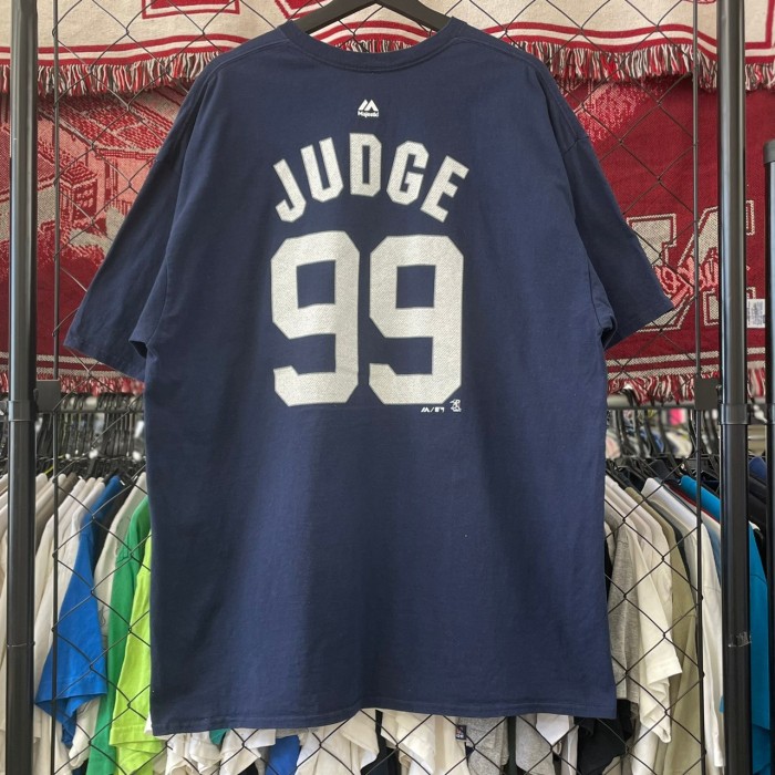 MLB ニューヨークヤンキース アーロンジャッジ デザインTシャツ 2XL