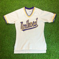 80s Champion Game Shirt / Made In USA 古着 Vintage ヴィンテージ ゲーム シャツ メンズライク Vネック 白 ホワイト スポーティ カジュアル チャンピオン | Vintage.City Vintage Shops, Vintage Fashion Trends