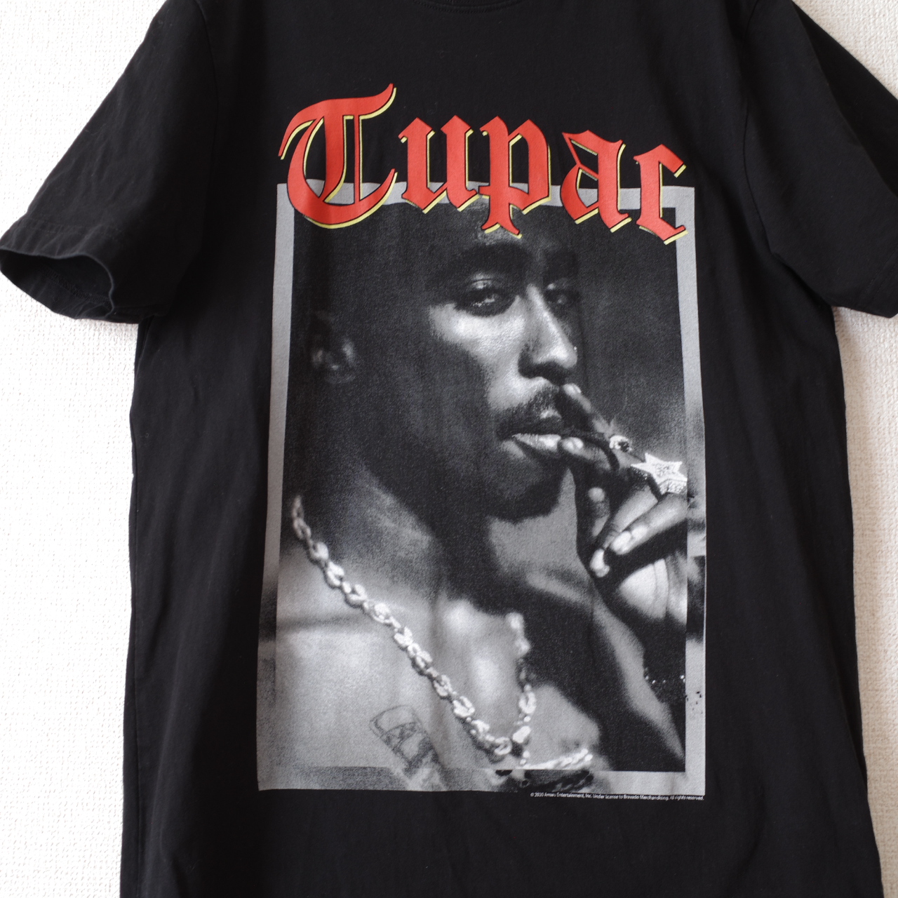 バンドTシャツ　ツゥーパック2Pac（Tupac Shakur) 新品 M