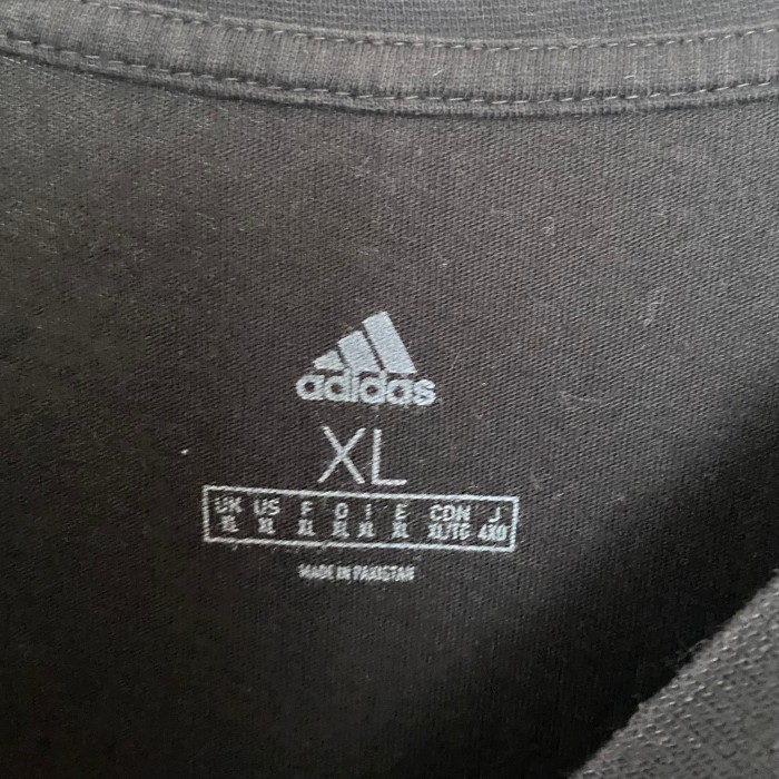 adidas 　ブラック Tシャツ | Vintage.City 古着屋、古着コーデ情報を発信
