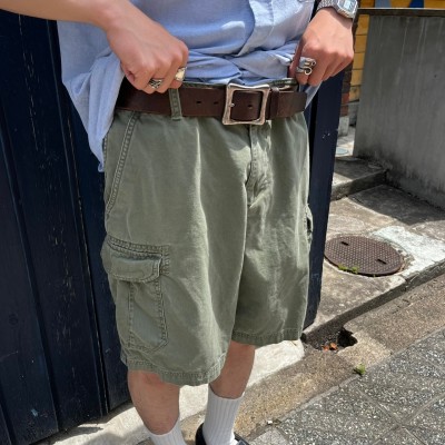 IZOD cargo shorts | Vintage.City
