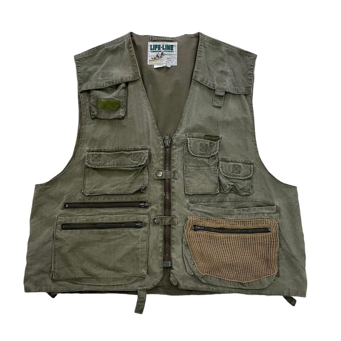 1990's hunting vest #B393 | Vintage.City