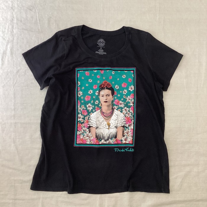 Frida Kahlo アートTシャツ アーティストTシャツ 人物Tシャツ fcl-192 | Vintage.City 빈티지숍, 빈티지 코디 정보