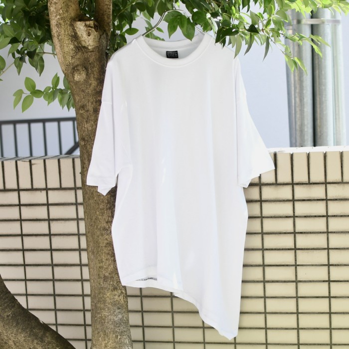 古着 オーバーサイズ リメイク アシンメトリー Tシャツ 半袖Tシャツ 白T | Vintage.City 빈티지숍, 빈티지 코디 정보