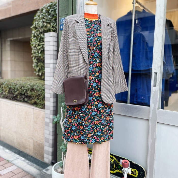 Houndstooth pattern jacket | Vintage.City Vintage Shops, Vintage Fashion Trends