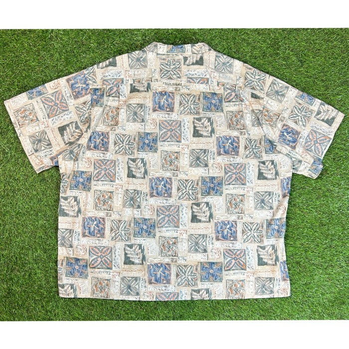 90s Botanical Pattern Reverse Print Aloha Shirt / Made In Hawaii