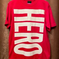 激レア SWAGGER × NAS 「HERO」 非売品限定Tシャツ レッド Mサイズ | Vintage.City 빈티지숍, 빈티지 코디 정보