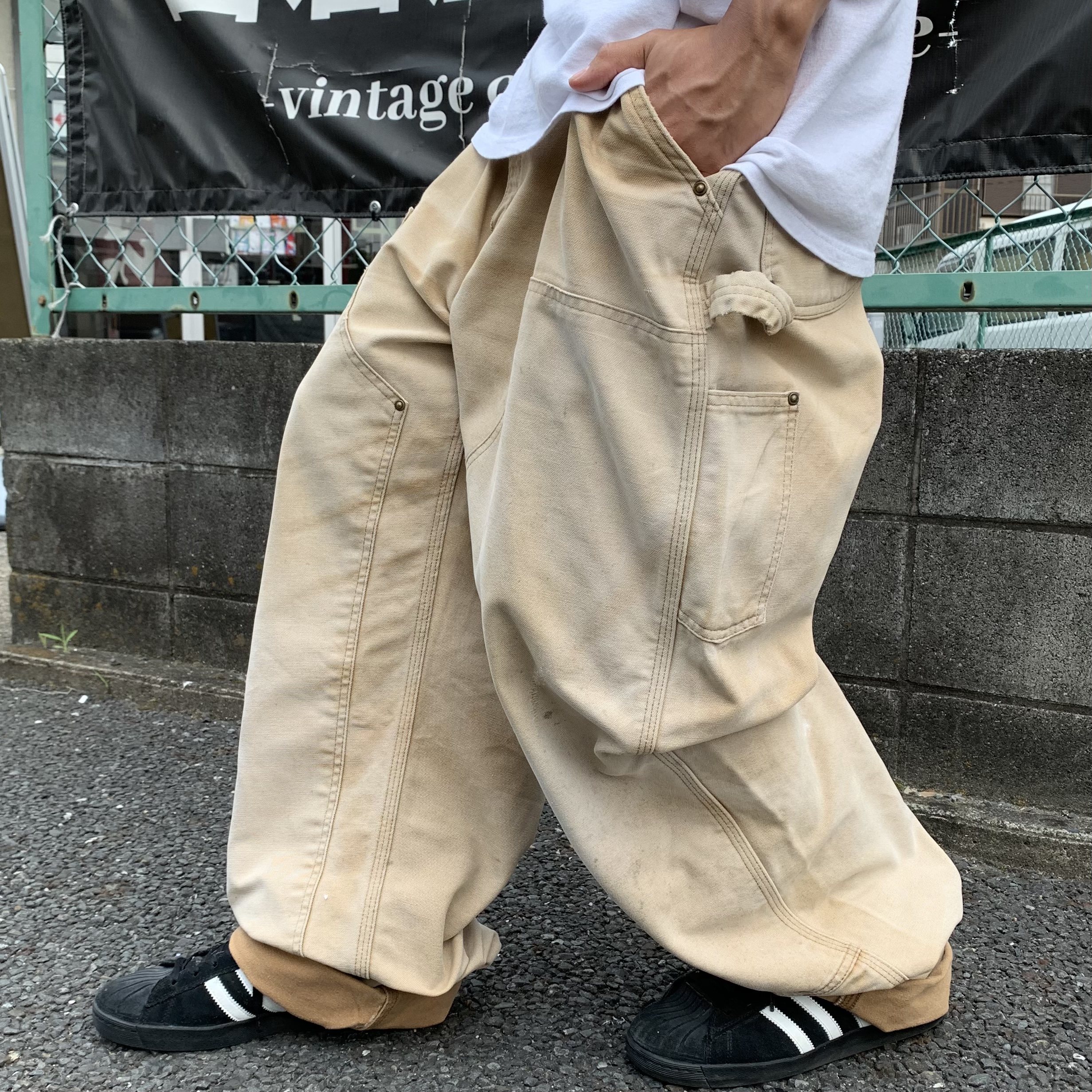 カーハート☆ワークパンツ 古着 メキシコ製 ワンポイントロゴ ゆるだぼ. 公式通販 - パンツ