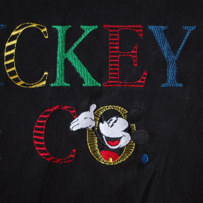 希少90s USA製Disney ディズニー Mickey&co.刺繍Tシャツ | Vintage.City Vintage Shops, Vintage Fashion Trends