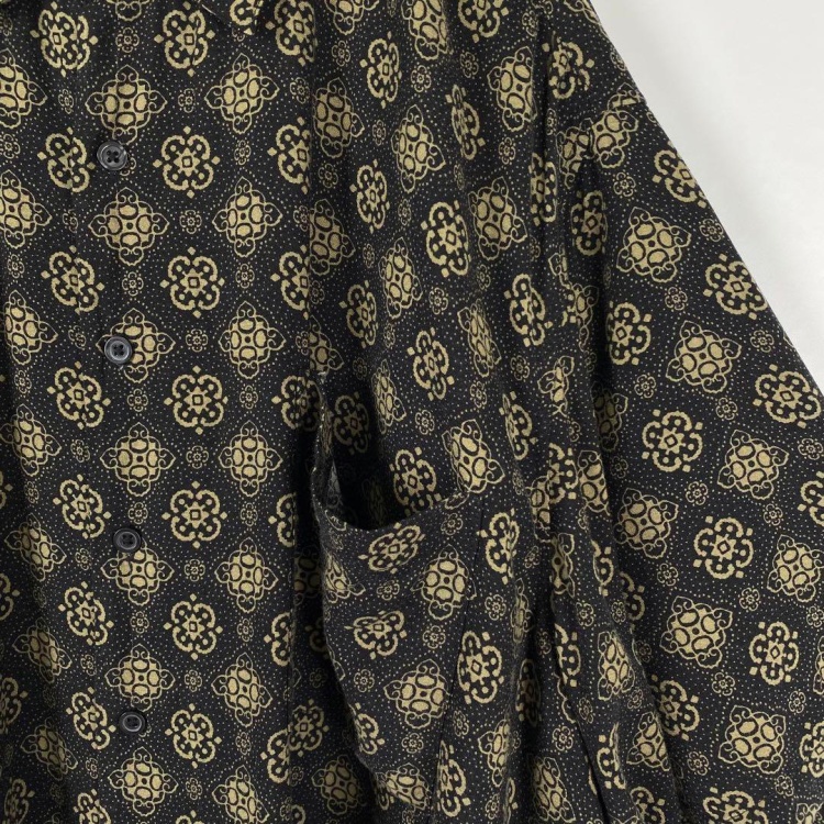 レトロ 古着 総柄 和柄 半袖シャツ レーヨン 幾何学模様 黒金 ベージュ XL