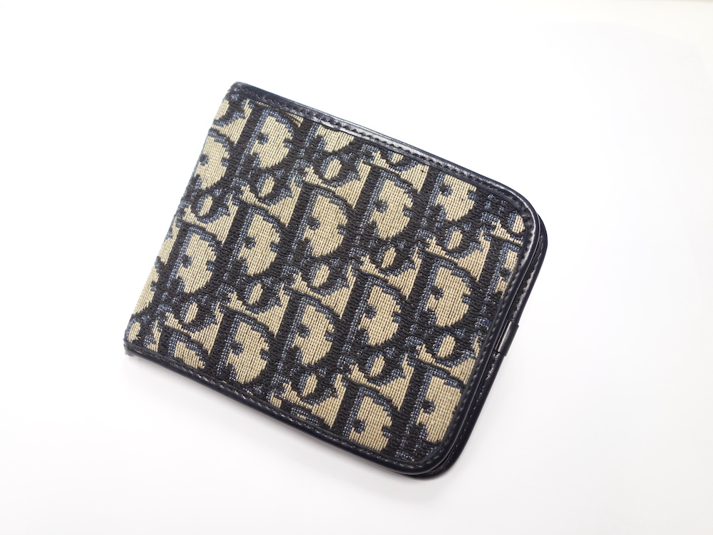 繋物語〜ツナギモノガタリ〜vintage Dior クリスチャンディオール トロッター 二つ折り財布