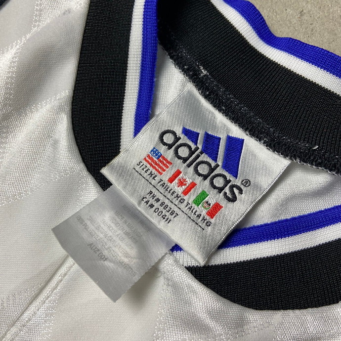 90年代 adidas アディダス ライン ワンポイントロゴ刺繍 サッカー