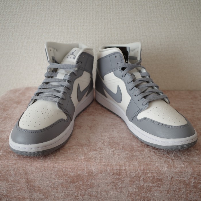 未使用 NIKE WMNS AIR JORDAN1 MID セイル グレー 27.5cm US10.5