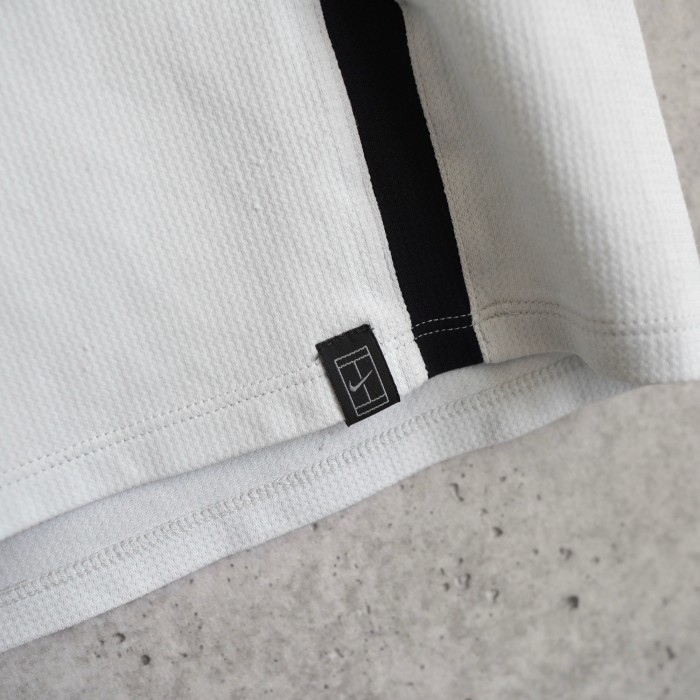NIKE ナイキ　半袖ポロシャツ　ロゴ刺繍　ホワイト　Lサイズ | Vintage.City 古着屋、古着コーデ情報を発信