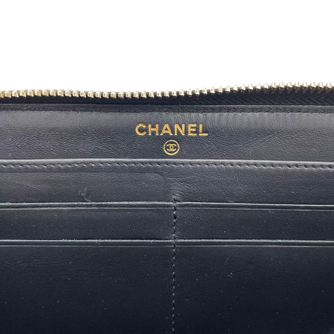 CHANEL シャネル ラウンドファスナー長財布 マトラッセ ロゴ型押し