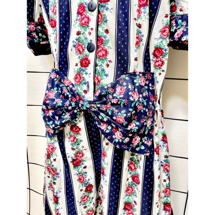 大きな襟 リボン装飾 花柄 ストライプ柄 古着 ヴィンテージオールインワン | Vintage.City 빈티지숍, 빈티지 코디 정보