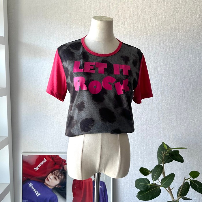 Vivienne Westwood  ヴィヴィアンウエストウッド　Tシャツ　袖ロゴ刺繡　日本製　Mサイズ | Vintage.City 古着屋、古着コーデ情報を発信