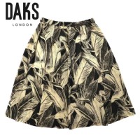 DAKS レトロ フレアスカート 80-84 ブラック コットン 総柄 オールド 日本製 | Vintage.City 古着屋、古着コーデ情報を発信