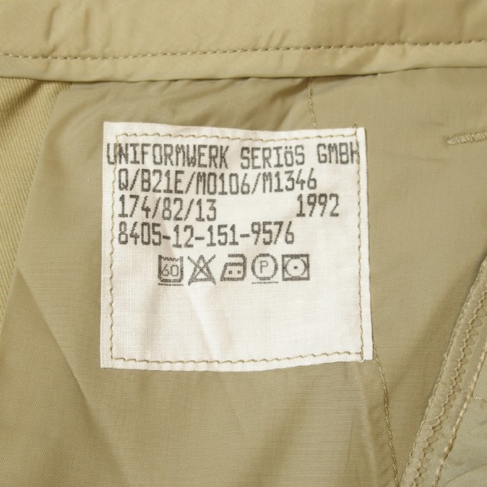 ドイツ軍 ショートパンツ ワンタック 90s German Army Short Pants Gr.18 | Vintage.City 古着屋、古着コーデ情報を発信