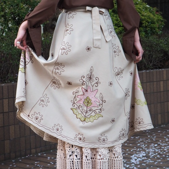 JAGANNATH フラワー刺繍 巻きスカート フレアスカート | Vintage.City 古着屋、古着コーデ情報を発信