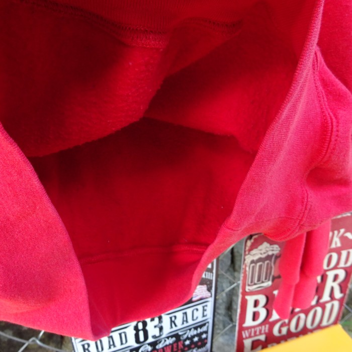 ゲス スウェット M レッド USA製 プルオーバー 胸ロゴ プルオーバー 赤 83400 | Vintage.City 古着屋、古着コーデ情報を発信