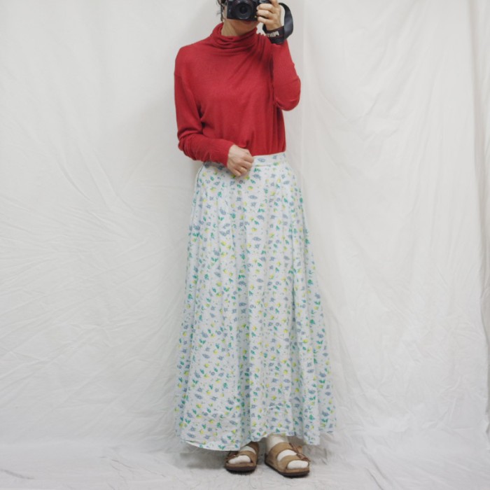 ガーリーなフラワーパターンのマキシスカート | Vintage.City 古着屋、古着コーデ情報を発信