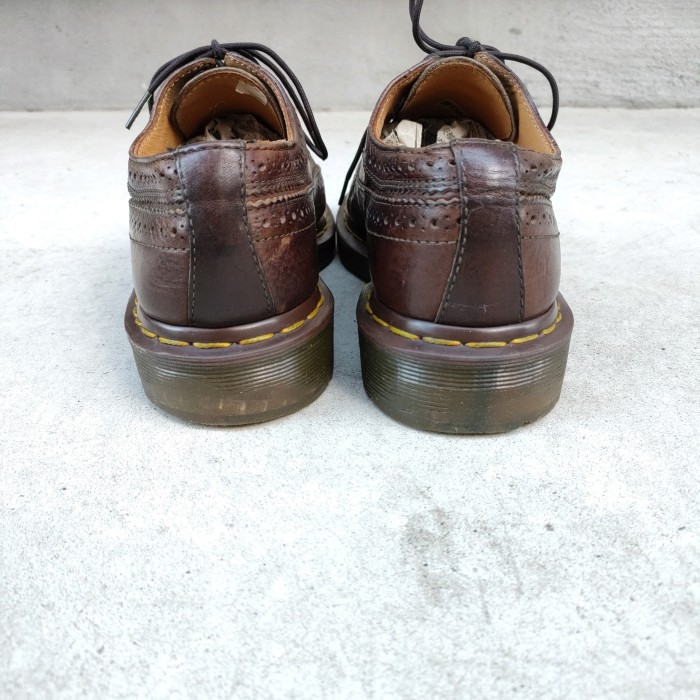 ドクターマーチンDr.Martens古着5ホールウイングチップ 革靴 | Vintage.City 古着屋、古着コーデ情報を発信