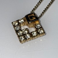 givenchy necklace ジバンシィ　ネックレス | Vintage.City 빈티지숍, 빈티지 코디 정보