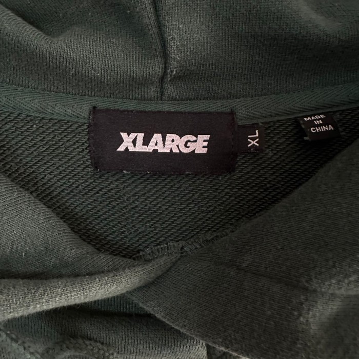 XLARGE エクストララージ パーカー XL 刺繍ロゴ バックロゴ パンサー