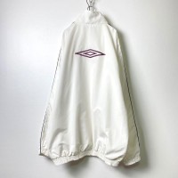 00s古着 UMBRO バックロゴ刺繍 ナイロンジャケット 白 2XL S269 | Vintage.City 古着屋、古着コーデ情報を発信
