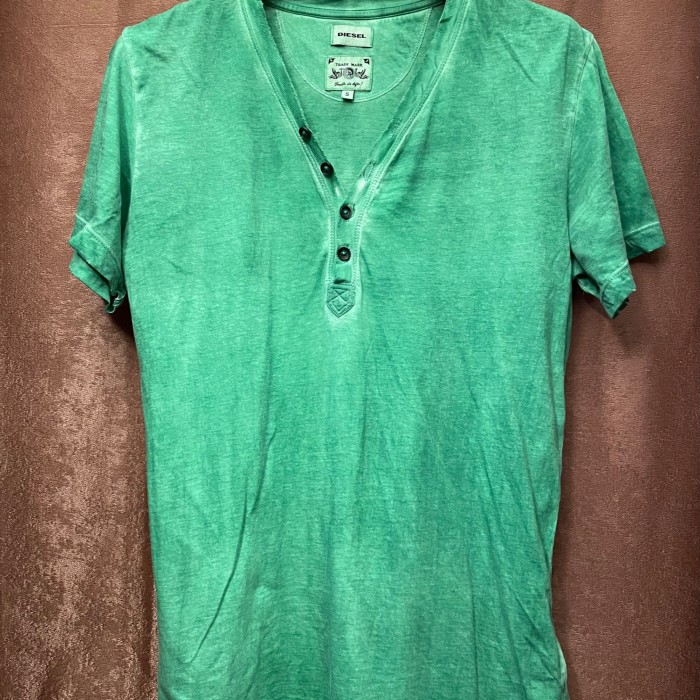 DIESEL ヴィンテージ加工ヘンリーネックTシャツ グリーン Sサイズ | Vintage.City 古着屋、古着コーデ情報を発信