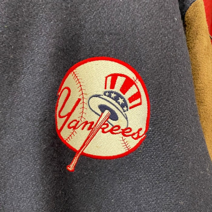 MLB ニューヨークヤンキース スタジャン バーシティジャケット ワンポイント 刺繍 ロゴ L 古着 古着屋 埼玉 ストリート オンライン 通販 アメカジ ビンテージ 22J0203 | Vintage.City 빈티지숍, 빈티지 코디 정보